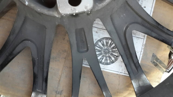 แม็ก BMW  ขอบ18  5รู120  1ชุด