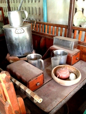 ขายเรือขายกาแฟโบราณ ของเก่าสภาพดี ไม้สักแท้ เริ่มต้น 900,000 บาท ต่อรองได้ ขายเรือขายกาแฟโบราณ ของเก่าสภาพดี ไม้สักแท้ เริ่มต้น 900,000 บาท ต่อรองได้