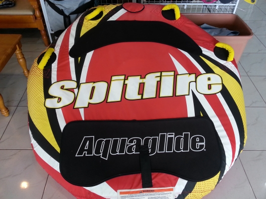 **ขายถูกเครื่องเล่น Aquaglide Spitfire ขายถูกมาก**