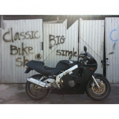 ขาย Honda Cbr400 ทะเบียน แท้ พร้อม โอน