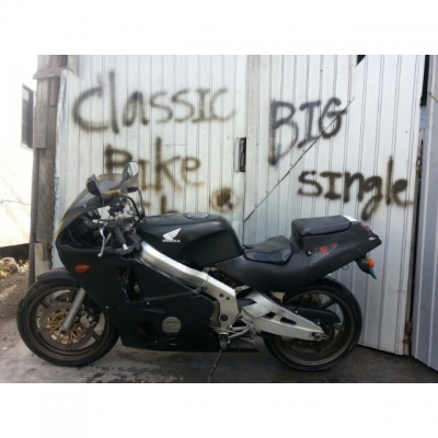 ขาย Honda Cbr400 ทะเบียน แท้ พร้อม โอน