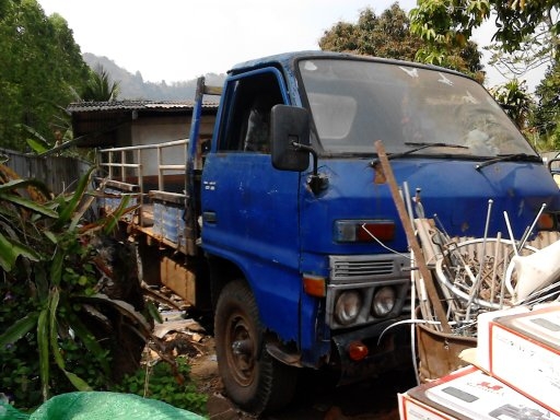 ขาย 4 ล้อ isuzu  เครื่อง 65 แรงม้ามีใบคุมเครื่อง พร้อมทะเบียน ราคา60000