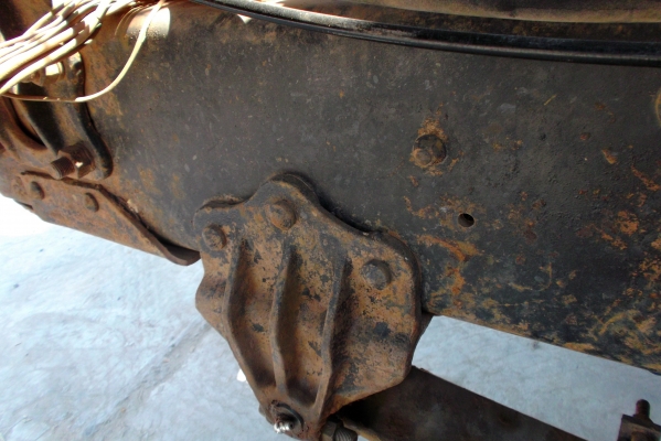 ขายด่วนรถสิบล้อหลงโบซ๊L0425เครือง6D16โบ220แรงม้า