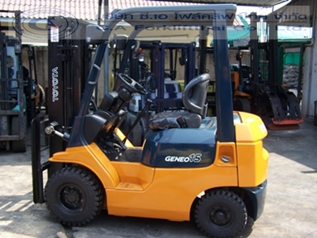 ขายรถ โฟล์คลิฟท์ TOYOTA รุ่น 7-FD15