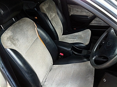 Toyota ท้ายโด่ง ปี94 ออโต้รถบ้านแท้ไม่ใช่Taxiคับ ติดLPGหัวฉีดประหยัดมากพร้อมใช้ถูกเลยคับ