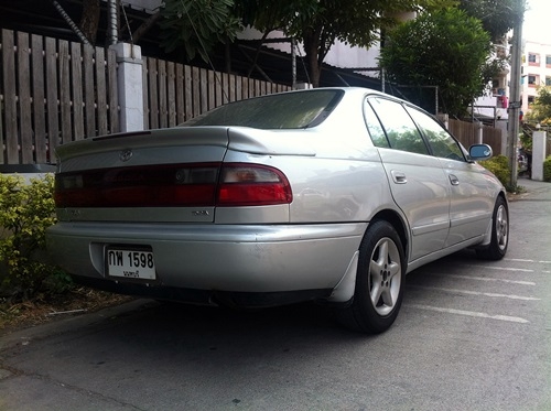 Toyota ท้ายโด่ง ปี94 ออโต้รถบ้านแท้ไม่ใช่Taxiคับ ติดLPGหัวฉีดประหยัดมากพร้อมใช้ถูกเลยคับ