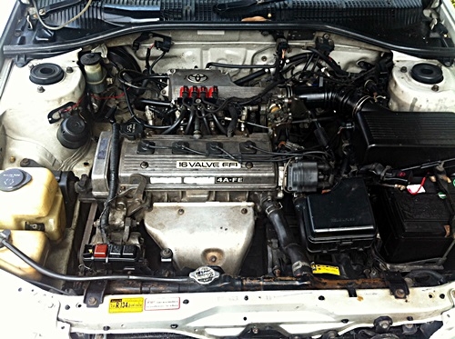 Toyota ท้ายโด่ง ปี94 ออโต้รถบ้านแท้ไม่ใช่Taxiคับ ติดLPGหัวฉีดประหยัดมากพร้อมใช้ถูกเลยคับ