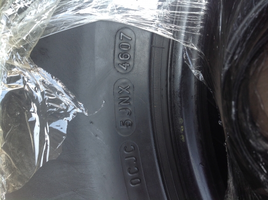 มือสองยางรถ265 60 R18หรือ265 70 R16 สภาพดีใส่ ฟอร์จูนเนอร์4ล้อ