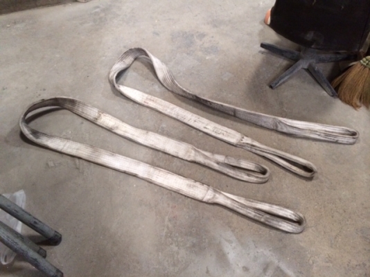 ขายสายพานยกของ ขนาด3ตันยาว3เมตร อย่างหนา สภาพดี 2 เส้น