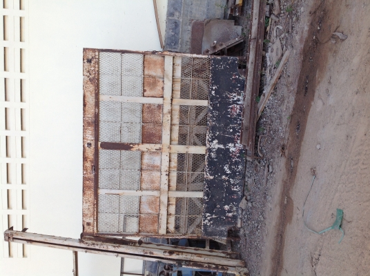 ขายลิป ท้ายรถ 10 ล้อ สูงประมาน3เมตรกว่าแบบกระบอกคู่