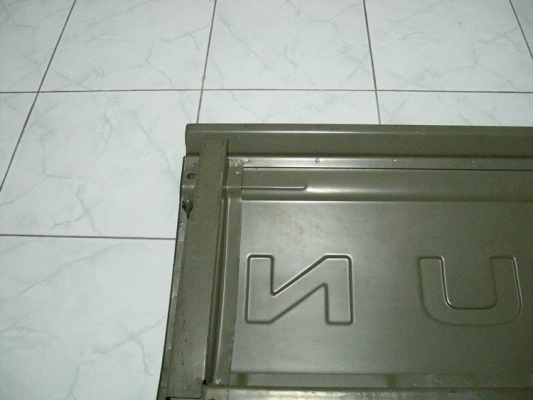 ขายฝาท้ายกระบะDATSUN 720 ของใหม่แท้เก่าเก็บ