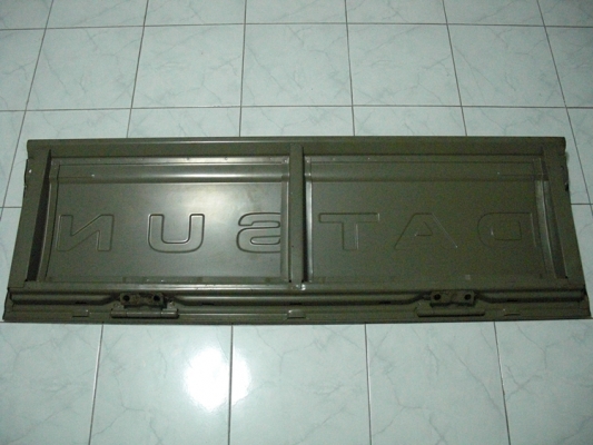 ขายฝาท้ายกระบะDATSUN 720 ของใหม่แท้เก่าเก็บ