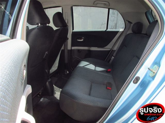 Yaris 1.5 E ปี 06 สีฟ้า ออกรถ 9000 บาท Yaris 1.5 E ปี 06 สีฟ้า ออกรถ 9000 บาท