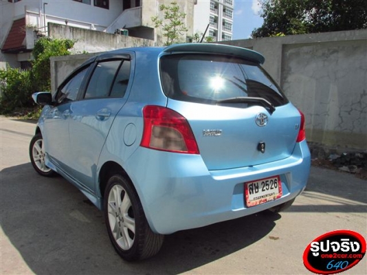 Yaris 1.5 E ปี 06 สีฟ้า ออกรถ 9000 บาท Yaris 1.5 E ปี 06 สีฟ้า ออกรถ 9000 บาท