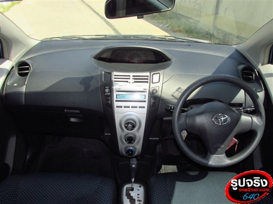 Yaris 1.5 E ปี 06 สีฟ้า ออกรถ 9000 บาท Yaris 1.5 E ปี 06 สีฟ้า ออกรถ 9000 บาท