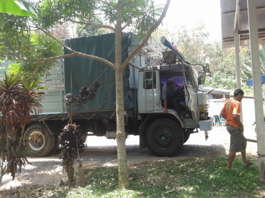 ขายแล้วค่ะ เสี่ยสมชาย จ . นครศรีธรรมราช สิบล้อสองเพลา อีโน่ F18 เดิมๆ ไม่ดั้ม พร้อมใช้งาน เล่มพร้อมโอน ขายแล้วค่ะ เสี่ยสมชาย จ . นครศรีธรรมราช สิบล้อสองเพลา อีโน่ F18 เดิมๆ ไม่ดั้ม พร้อมใช้งาน เล่มพร้อมโอน