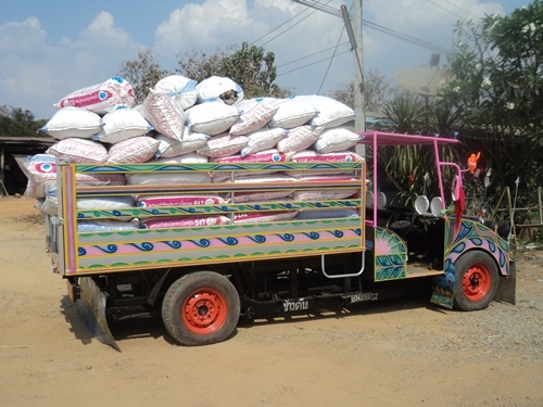 ขาย รถอีแต๋นดั้มต่อใหม่ เปลียนถ่ายน้ำมันเครื่อง เกียร์เฟืองท้ายแล้ว ส่งได้ครับ