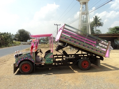 ขายรถอีแต๋นดั้มต่อใหม่ทั้งหมด เปลียนถ่ายน้ำมันเครื่อง เกียร์เฟืองท้ายแล้ว ส่งฟรี ราคาคุยกันได้ครับ