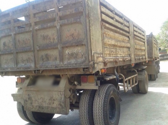 รถอีซูซุ 10 ล้อดั้ม FXZ  270 แรงม้า. ปี 47.  ( ขายแม่ , ลูก )  สนใจติดต่อ. 081 - 6079515