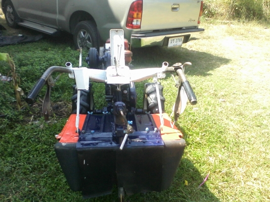 ขายโคลงรถพรวนดิน Kubota พร้อมโรตารี่ หรือจะเอาเครื่องด้วย +5000ครับ ขายโคลงรถพรวนดิน Kubota พร้อมโรตารี่ หรือจะเอาเครื่องด้วย +5000ครับ