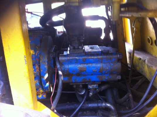 ขายด่วนรถบดสั่นสะเทือนDYNAPAC CA251 พร้อมใช้ เล่มทะเบียน เจ้าของขายเอง