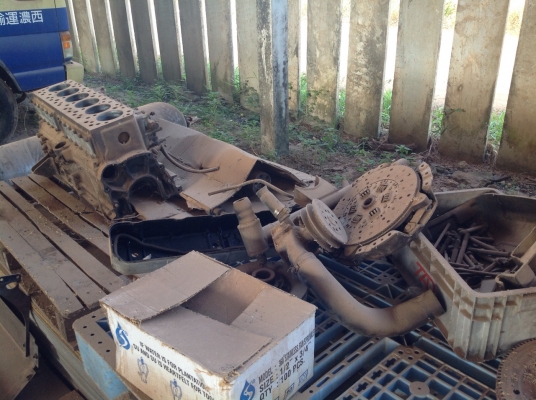 ขาย เครื่องยนต์ isuzu D400 / 6สูบ ขาย เครื่องยนต์ isuzu D400 / 6สูบ