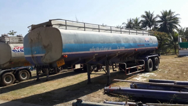 หางพ่วงถังน้ำมัน