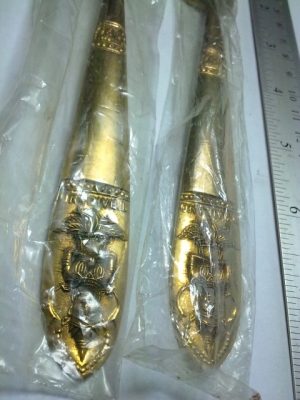 ***ขายช้อนทองเหลืองเก่าเก็บ****