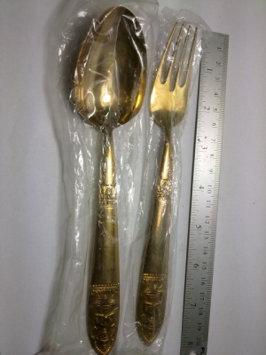 ***ขายช้อนทองเหลืองเก่าเก็บ****