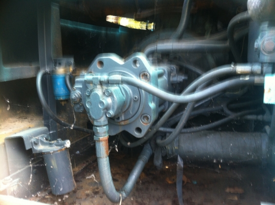 ขายด่วนรถขุดKOBELCO SK220-1 พร้อมใช่ เล่มทะเบียน เจ้าของขายเอง