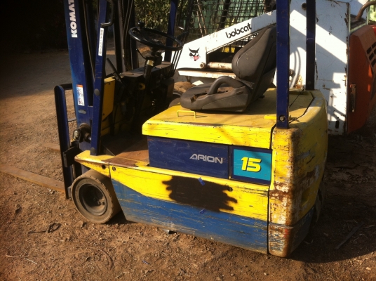 ขายด่วนรถยกไฟฟ้าKOMATSU FB15M-3 เก่าญี่ปุ่น เจ้าของขายเอง ขายด่วนรถยกไฟฟ้าKOMATSU FB15M-3 เก่าญี่ปุ่น เจ้าของขายเอง