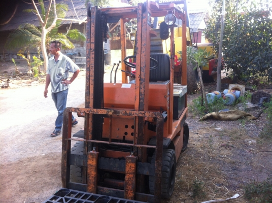 ขายด่วนรถยกไฟฟ้าTOYOTA 4FBL15 เก่าญี่ปุ่น เจ้าของขายเอง