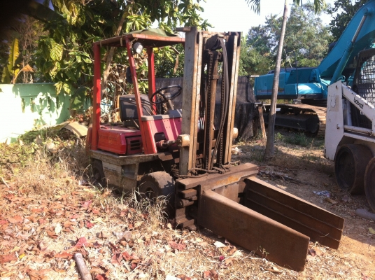 ขายด่วนรถยกเบนซินTOYOTA 4FG15 เก่าญี่ปุ่น เจ้าของขายเอง