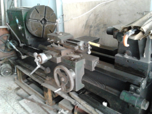 ขายเครื่องกลึง 6 ฟุตรุ่นหนักขายตามสภาพ