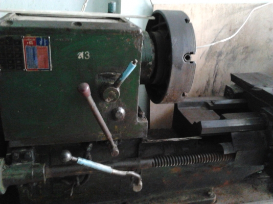 ขายเครื่องกลึง 6 ฟุตรุ่นหนักขายตามสภาพ