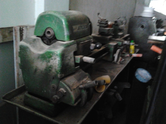 เครื่องกลึงเล็ก 5 ฟุต