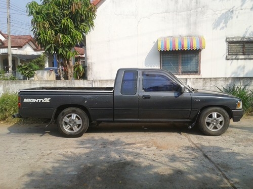 !!!!!!!! ขายรถบ้าน ไมตี้เอ็กแค๊ป ปี 34 เครื่องดีมากแน่นๆรั สวยๆ พร้อมใช้งาน !!!!