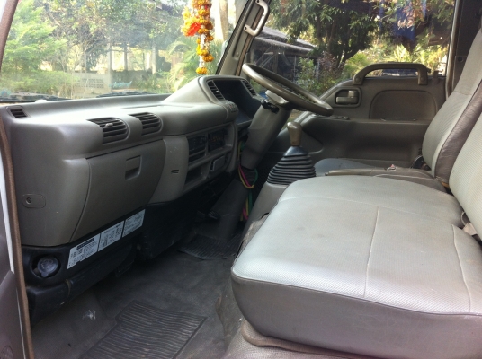 ขาย 4 ล้อ NKR หัวการ์ตูน เครื่อง 4JG2 100 แรง