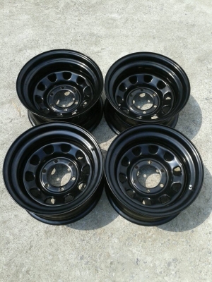 ขายล้อลาย ROCK 15 x 8 ลบ 30 สวยๆ