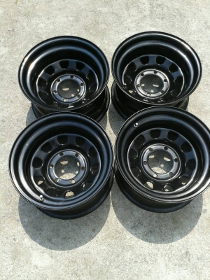 ขายล้อลาย ROCK 15 x 8 ลบ 30 สวยๆ