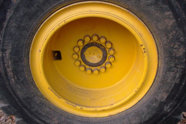 ขายด่วนรถตักล้อยางWA300-3Eเก่านอกนําเขัา1999999บาท