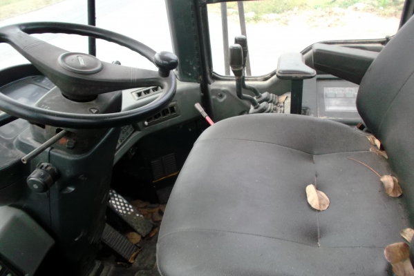 ขายด่วนรถตักล้อยางWA300-3Eเก่านอกนําเขัา1999999บาท