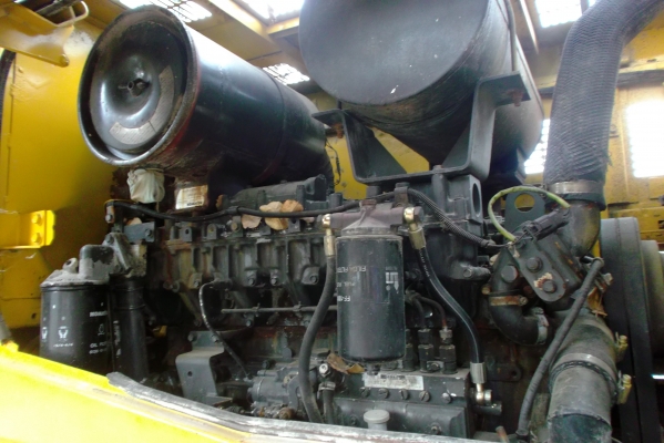 ขายด่วนรถตักล้อยางWA300-3Eเก่านอกนําเขัา1999999บาท