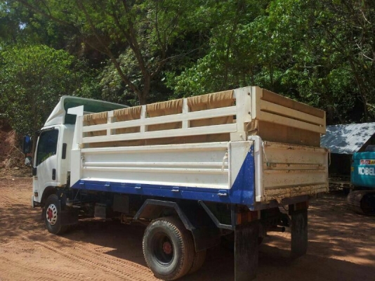 รถอีซูซุ 6 ล้อดั้ม 150 แรงม้า. ปี 51 ( รถวิ่ง 26,xxx กม. )  สนใจติดต่อ 081  6079515