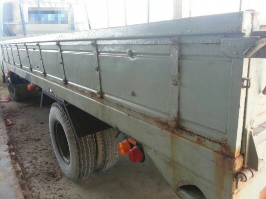 รถฮีโน่ 6 ล้อ ( ไม่ดั้ม )  136 แรงม้า. ปี 51  สนใจติดต่อ 081 - 6079515