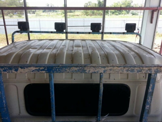 รถฮีโน่ 6 ล้อ ( ไม่ดั้ม )  136 แรงม้า. ปี 51  สนใจติดต่อ 081 - 6079515