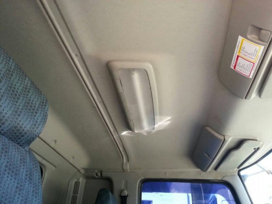 รถฮีโน่ 6 ล้อดั้ม 220 แรงม้า. ปี 53  สนใจติดต่อ 081 - 6079515