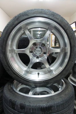 Advan racing ก้านยก 17x8 ET40 5/114 สภาพเดิมๆไม่มีรอยเบียด จัดไปถูกๆ7900บาท
