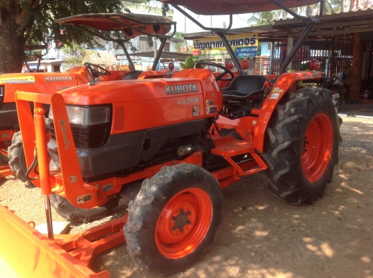 ปัญญาแทรคเตอร์มาแล้ว...จัดมาให้ครับ รีบโดยด่วน.คูโบต้า L4508 พร้อมใบมีดตราช้าง