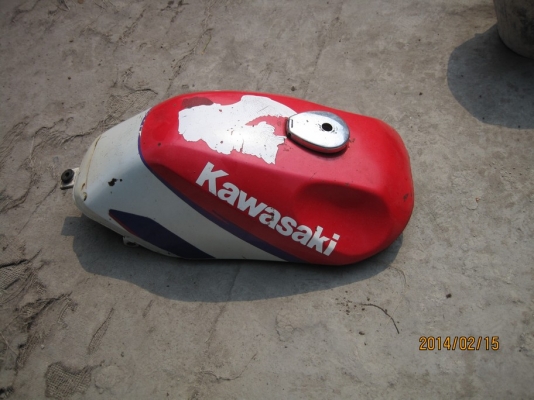 ชุดสี Serpico SS ปี38 ทั้งหมดตามรูปรวมถังน้ำมัน สภาพยังดีสียังพอสวยพร้อมไฟหน้า-ท้าย 1500 (พร้อมส่ง)